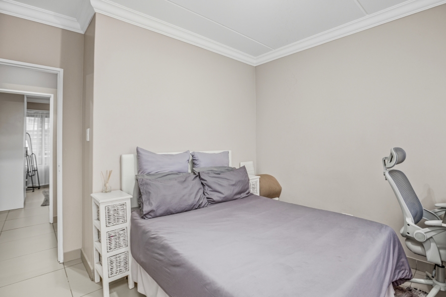 To Let 2 Bedroom Property for Rent in Broadacres Gauteng