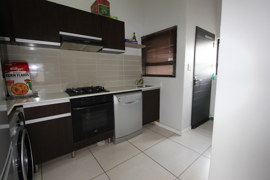 To Let 1 Bedroom Property for Rent in Fourways Gauteng