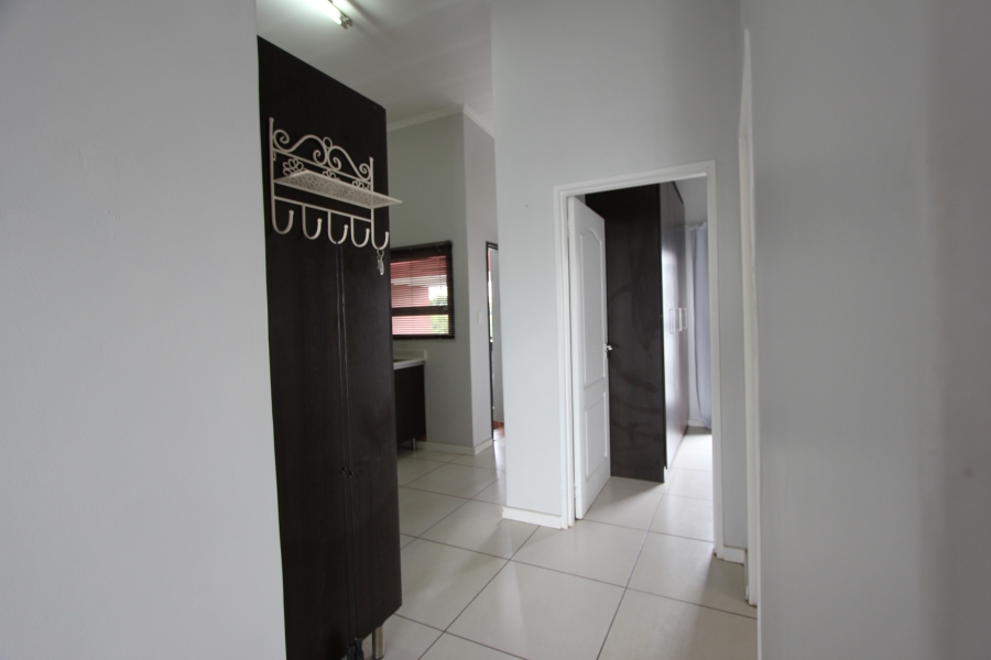 To Let 1 Bedroom Property for Rent in Fourways Gauteng