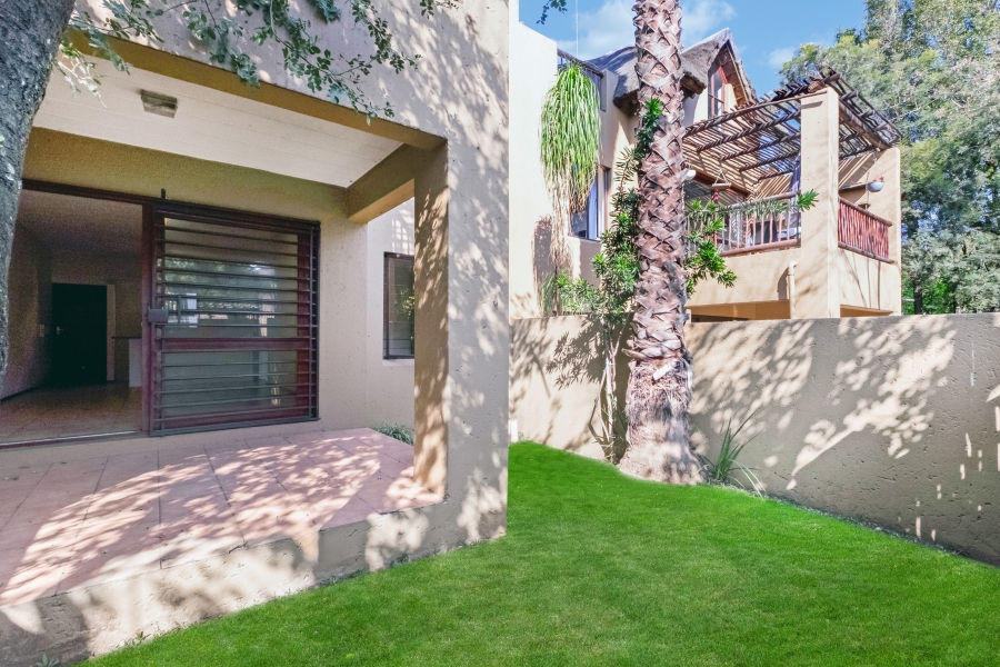 To Let 1 Bedroom Property for Rent in Douglasdale Gauteng