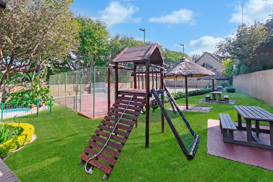 To Let 1 Bedroom Property for Rent in Douglasdale Gauteng