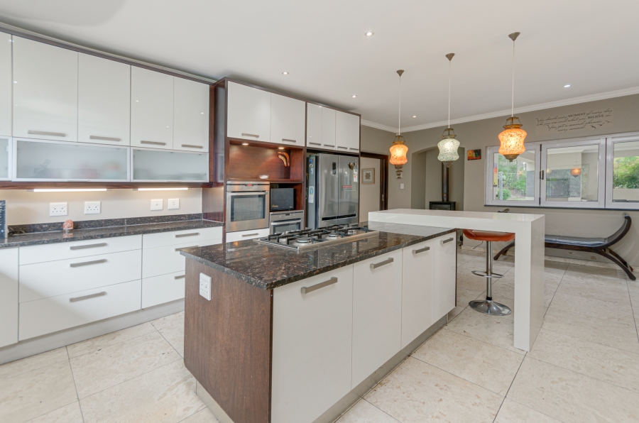 5 Bedroom Property for Sale in Bryanston Gauteng