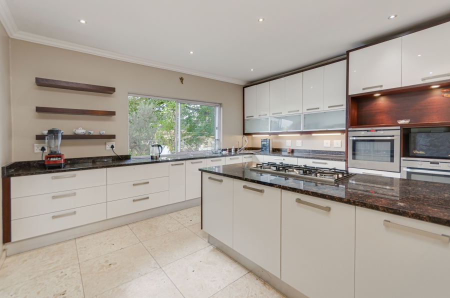 5 Bedroom Property for Sale in Bryanston Gauteng