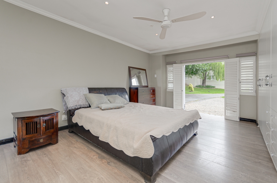5 Bedroom Property for Sale in Bryanston Gauteng
