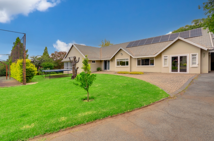 5 Bedroom Property for Sale in Bryanston Gauteng