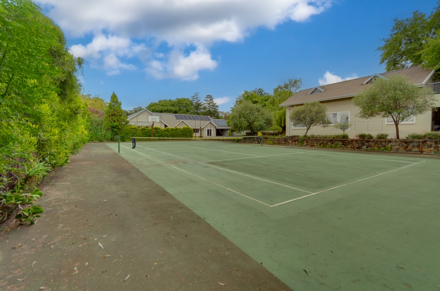 5 Bedroom Property for Sale in Bryanston Gauteng