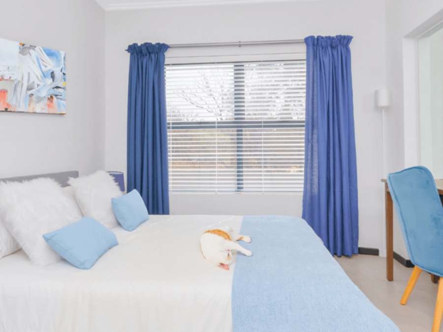 To Let 2 Bedroom Property for Rent in Broadacres Gauteng