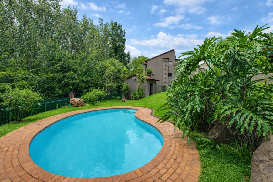 2 Bedroom Property for Sale in Fourways Gauteng