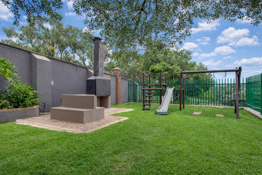 2 Bedroom Property for Sale in Fourways Gauteng