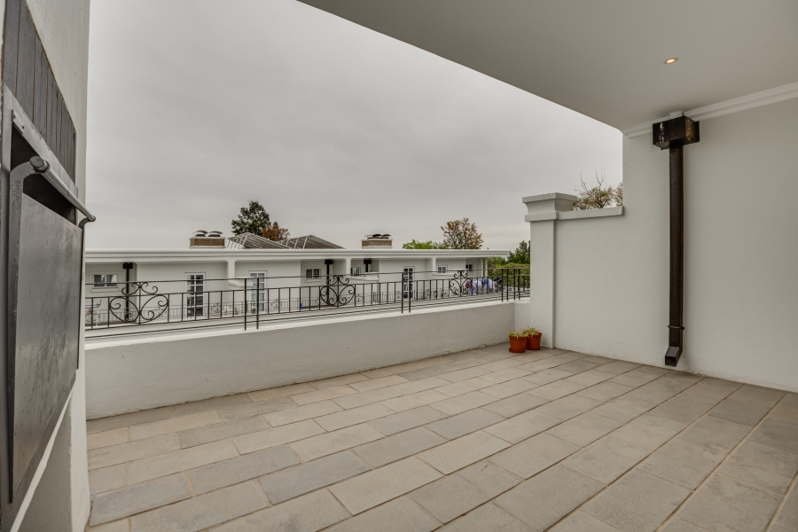 3 Bedroom Property for Sale in Bryanston Gauteng