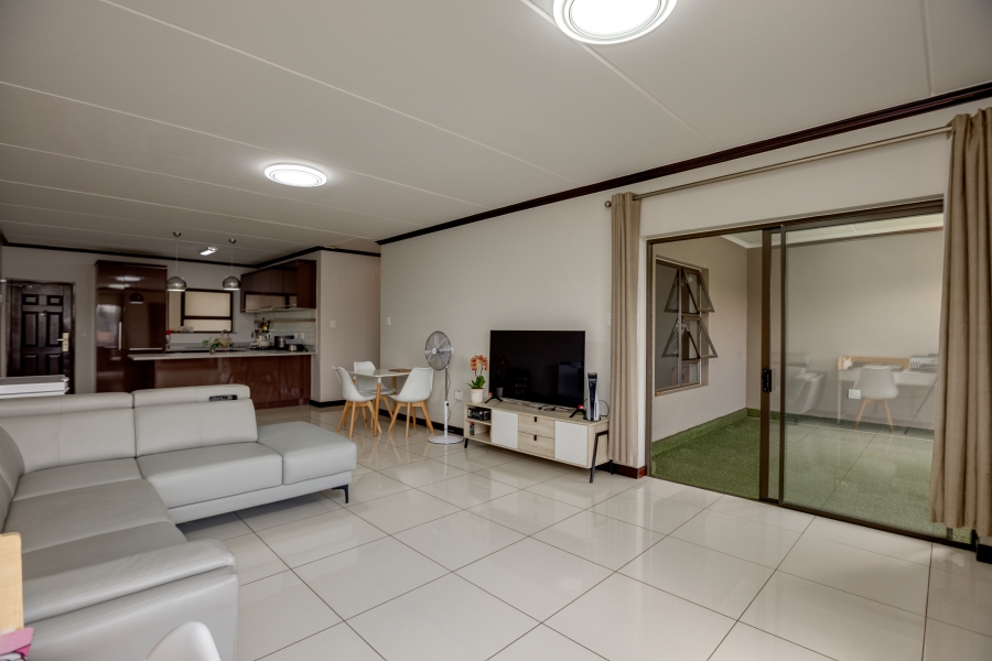 To Let 3 Bedroom Property for Rent in Kengies Gauteng