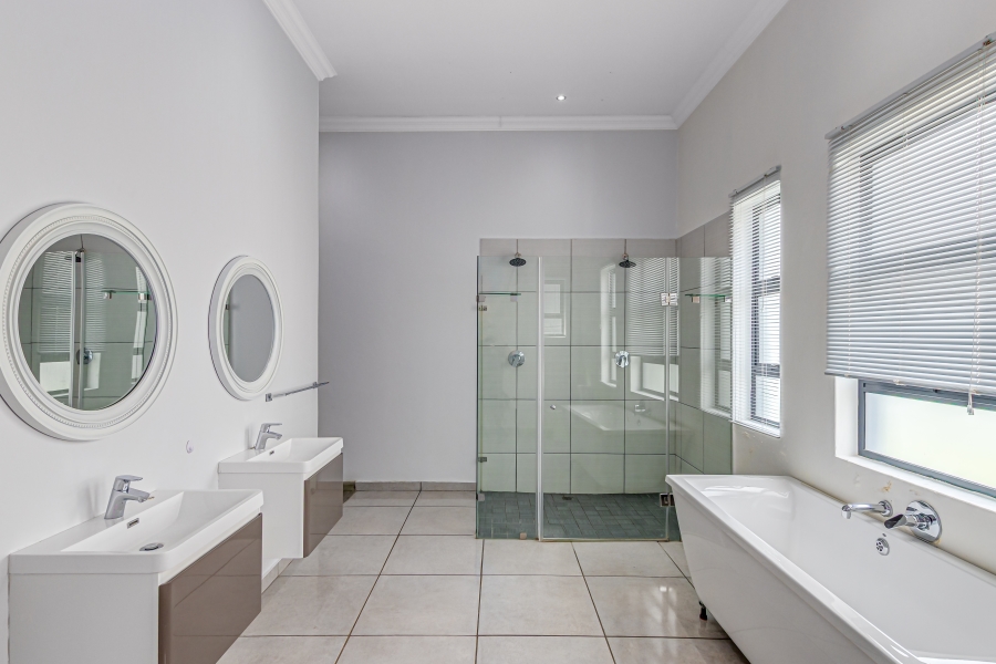 To Let 3 Bedroom Property for Rent in Copperleaf Estate Gauteng