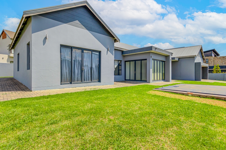 To Let 3 Bedroom Property for Rent in Copperleaf Estate Gauteng