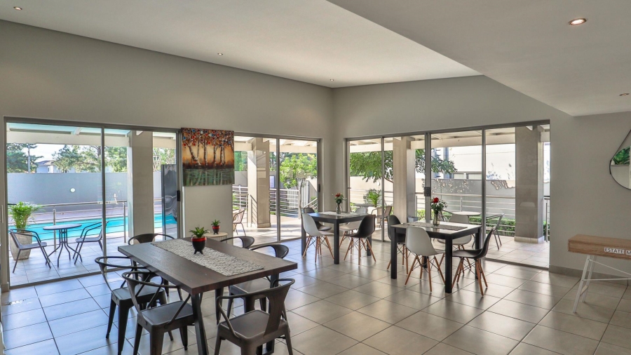 To Let 2 Bedroom Property for Rent in Broadacres Gauteng