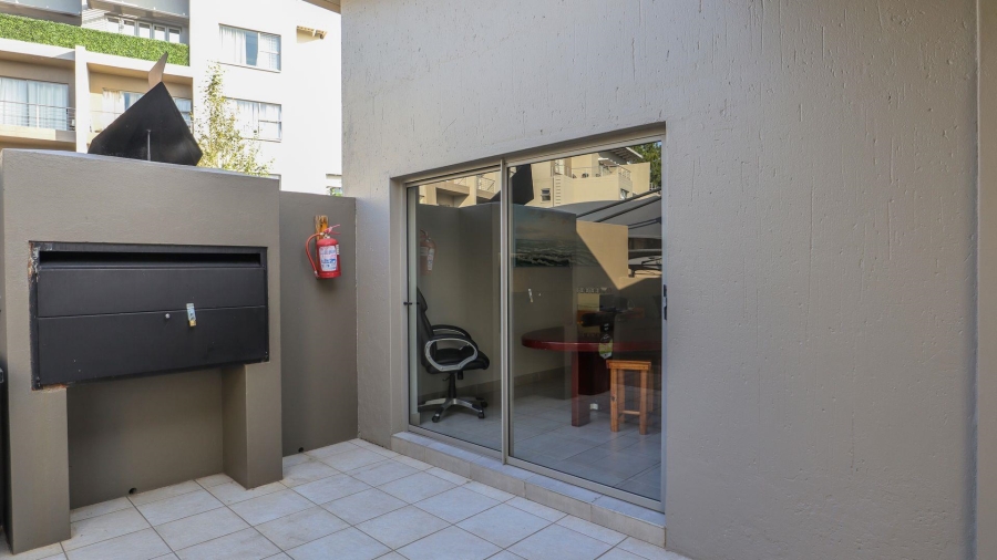 To Let 2 Bedroom Property for Rent in Broadacres Gauteng