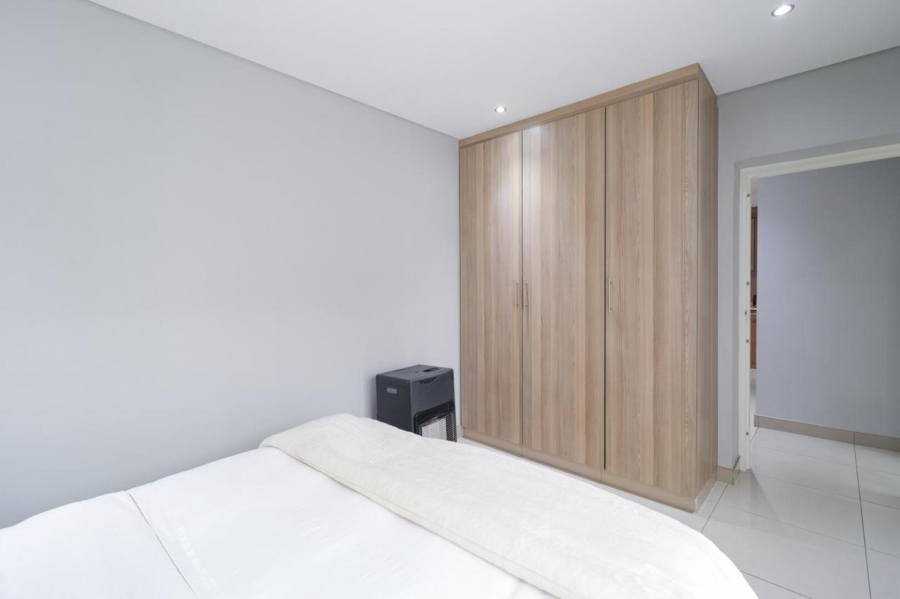 To Let 2 Bedroom Property for Rent in Broadacres Gauteng