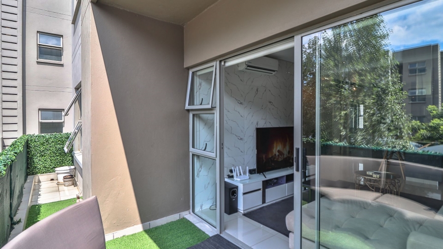 2 Bedroom Property for Sale in Broadacres Gauteng