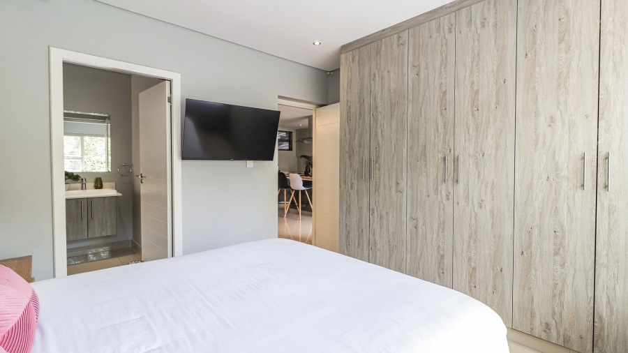 2 Bedroom Property for Sale in Broadacres Gauteng