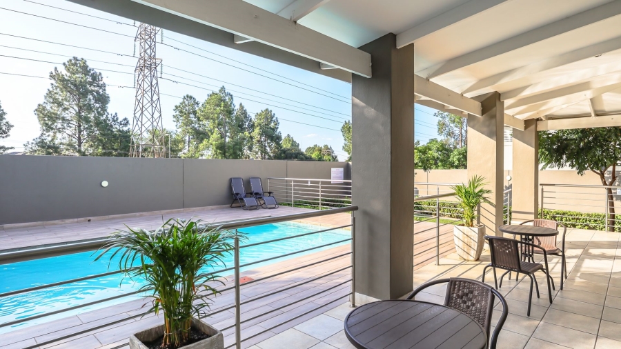 2 Bedroom Property for Sale in Broadacres Gauteng