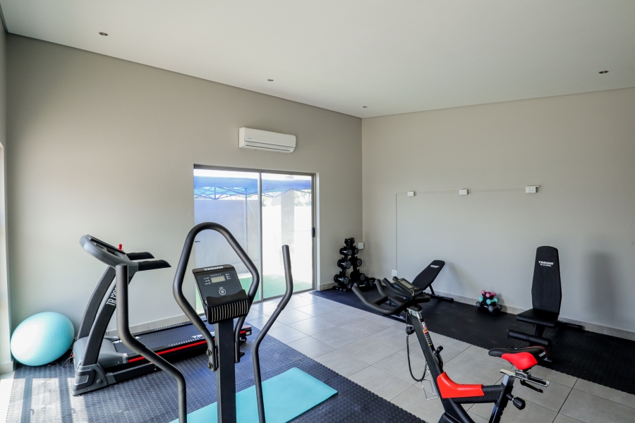 To Let 3 Bedroom Property for Rent in Broadacres Gauteng