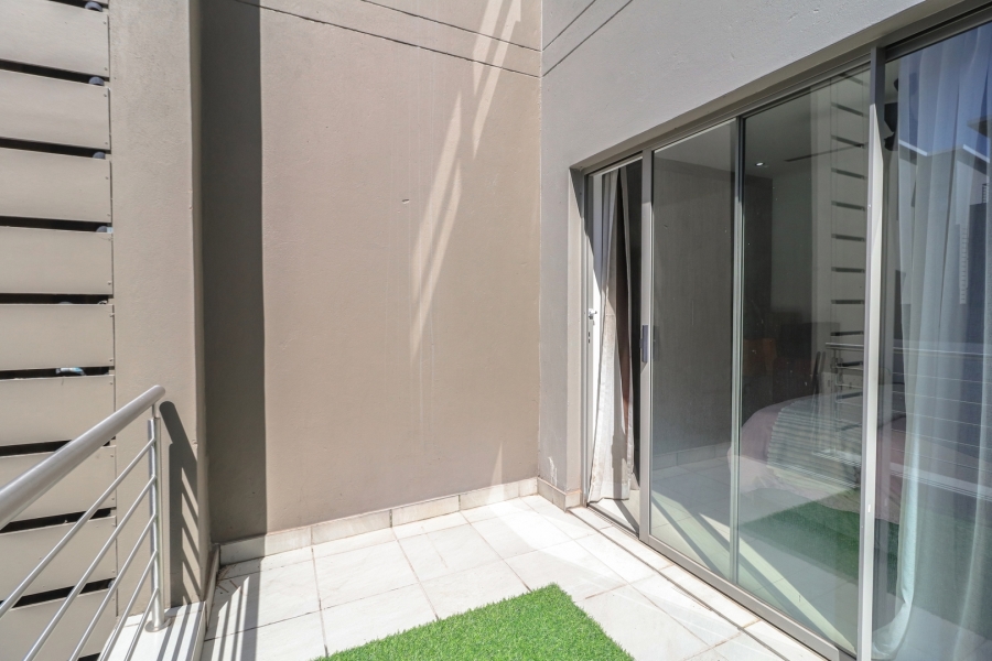 To Let 2 Bedroom Property for Rent in Broadacres Gauteng