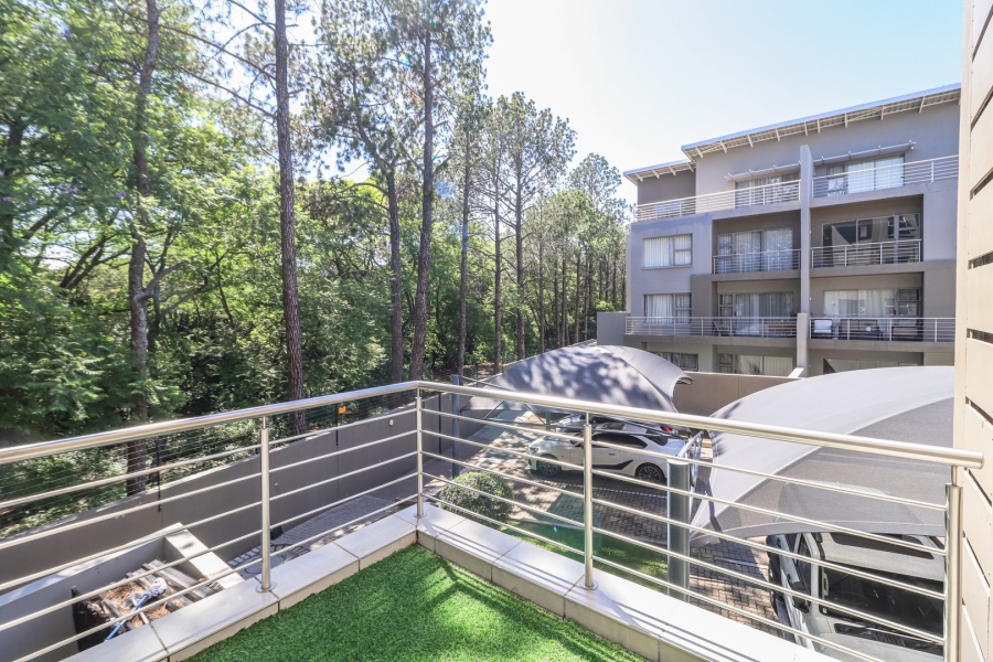 To Let 2 Bedroom Property for Rent in Broadacres Gauteng