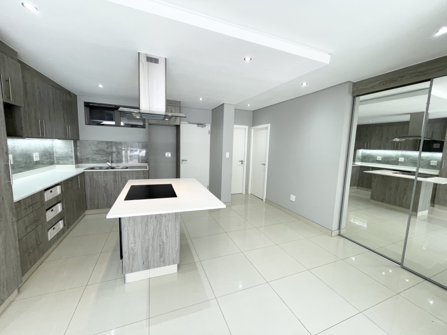 To Let 2 Bedroom Property for Rent in Broadacres Gauteng