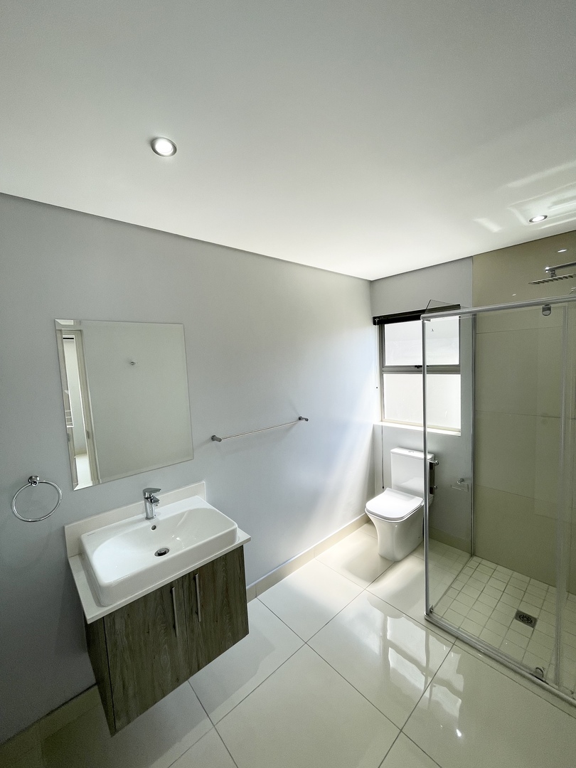 To Let 2 Bedroom Property for Rent in Broadacres Gauteng