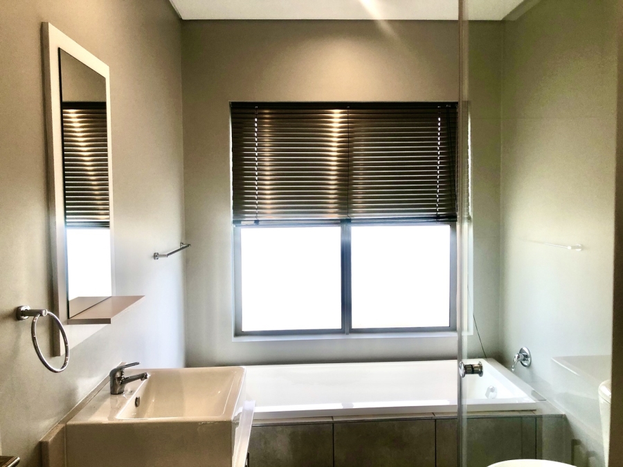 To Let 1 Bedroom Property for Rent in Broadacres Gauteng