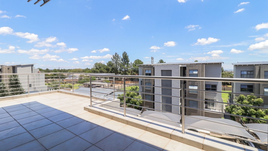 To Let 1 Bedroom Property for Rent in Broadacres Gauteng