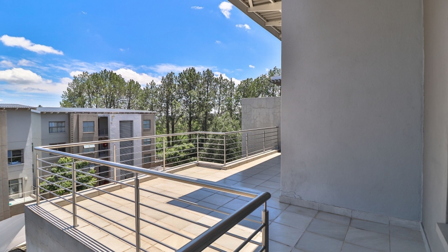 To Let 1 Bedroom Property for Rent in Broadacres Gauteng