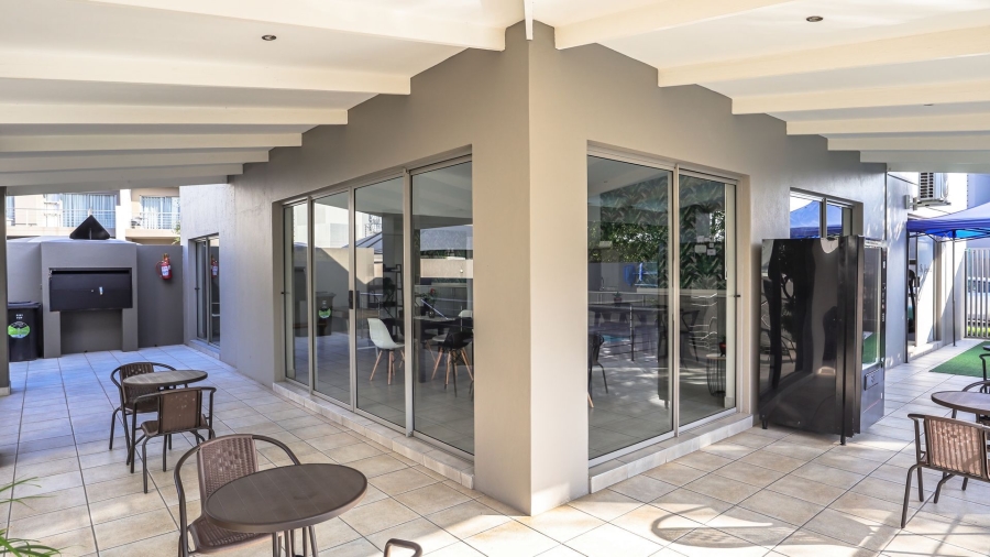 To Let 1 Bedroom Property for Rent in Broadacres Gauteng