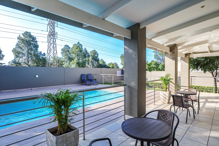 To Let 1 Bedroom Property for Rent in Broadacres Gauteng