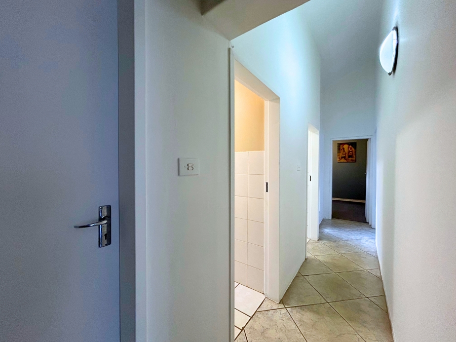 4 Bedroom Property for Sale in Eldoraigne Gauteng