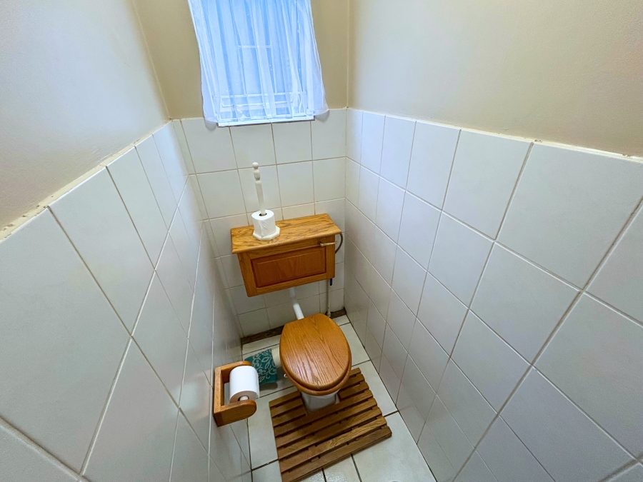 4 Bedroom Property for Sale in Eldoraigne Gauteng