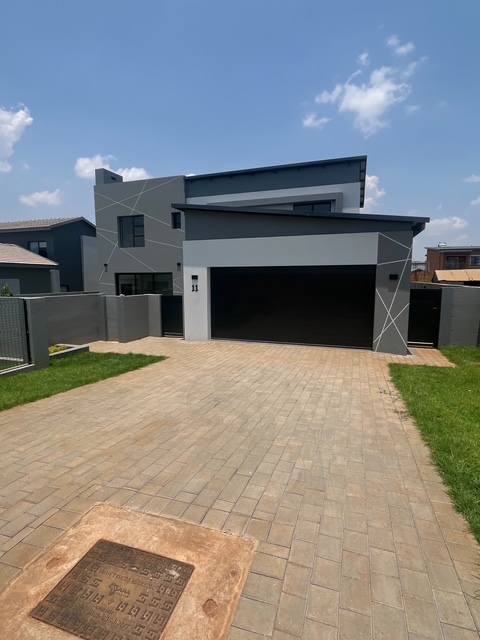 4 Bedroom Property for Sale in Fountainbrook Estate Gauteng