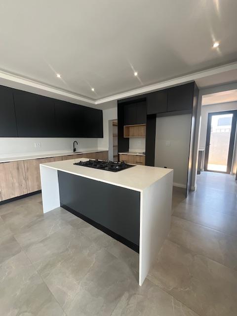 4 Bedroom Property for Sale in Fountainbrook Estate Gauteng