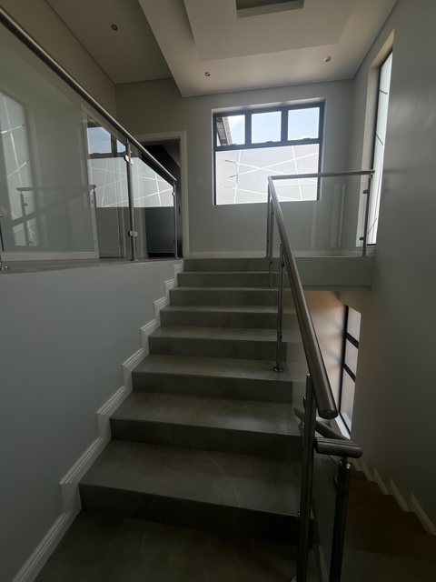 4 Bedroom Property for Sale in Fountainbrook Estate Gauteng