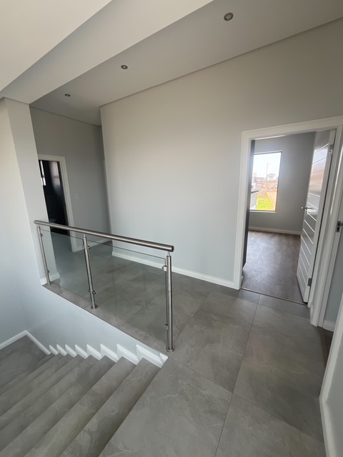 4 Bedroom Property for Sale in Fountainbrook Estate Gauteng