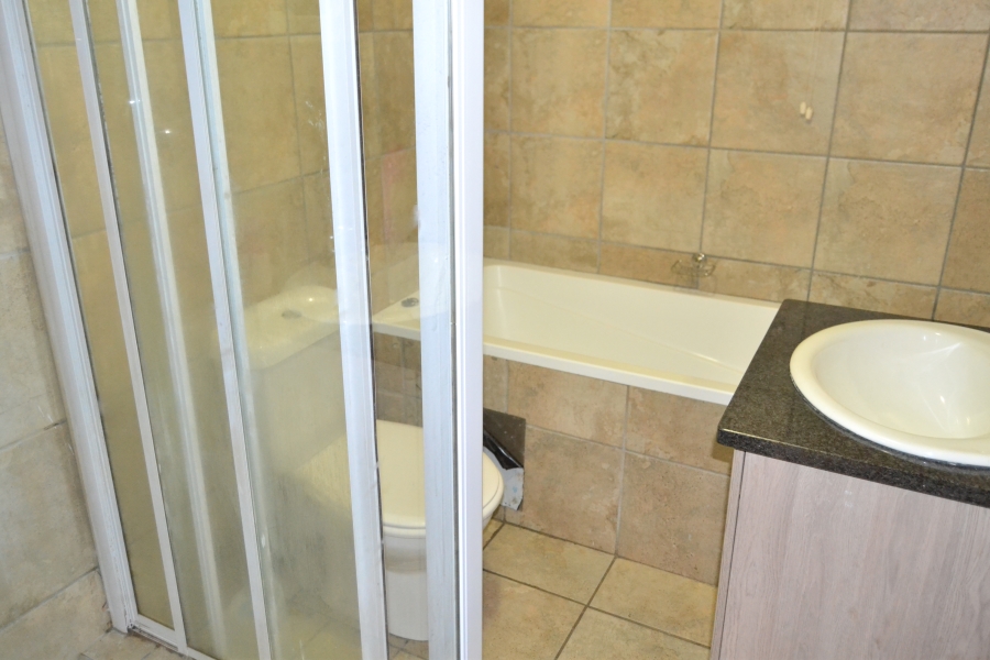 2 Bedroom Property for Sale in Amberfield Gauteng