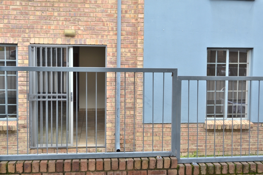 2 Bedroom Property for Sale in Amberfield Gauteng