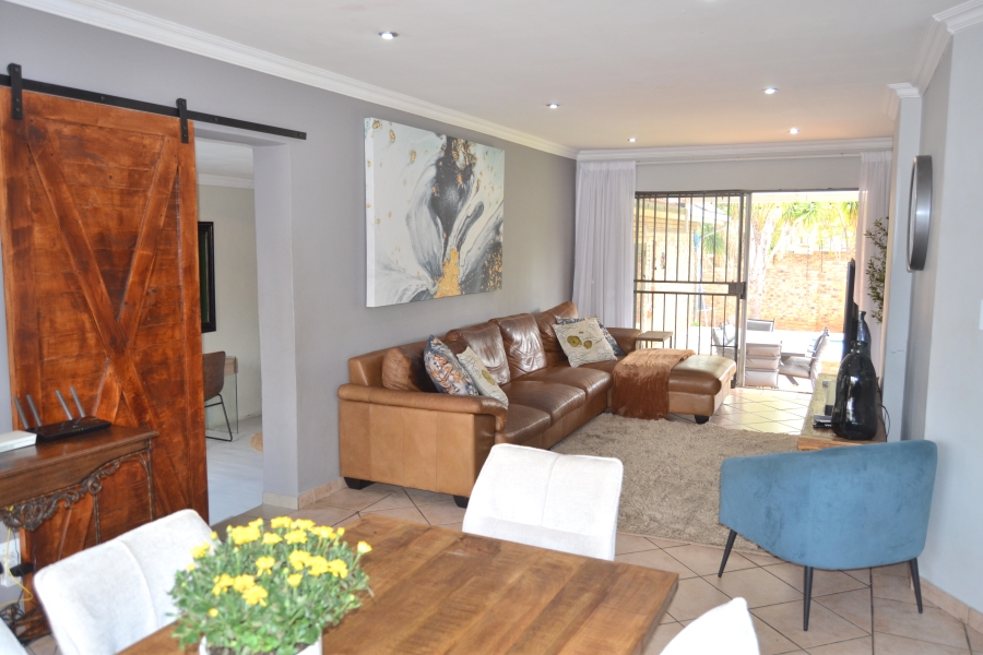 4 Bedroom Property for Sale in Thatchfield Estate Gauteng