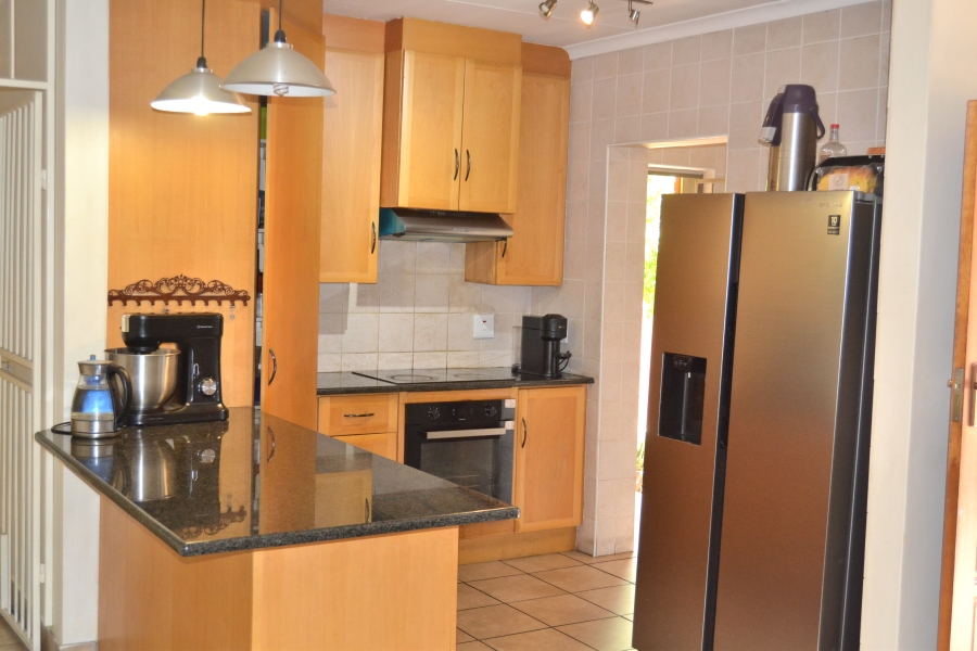 3 Bedroom Property for Sale in Thatchfield Estate Gauteng