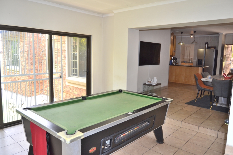 3 Bedroom Property for Sale in Thatchfield Estate Gauteng