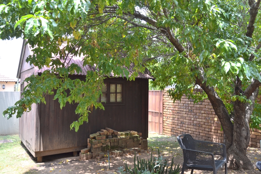 3 Bedroom Property for Sale in Thatchfield Estate Gauteng