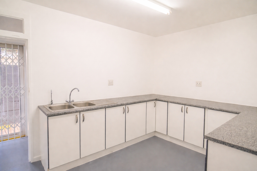 To Let commercial Property for Rent in Glenvista Gauteng