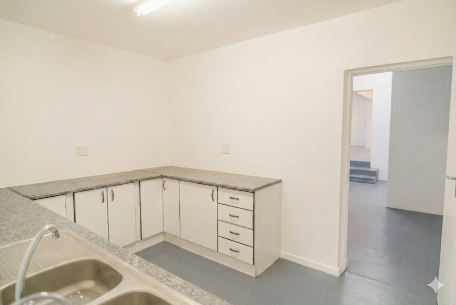 To Let commercial Property for Rent in Glenvista Gauteng