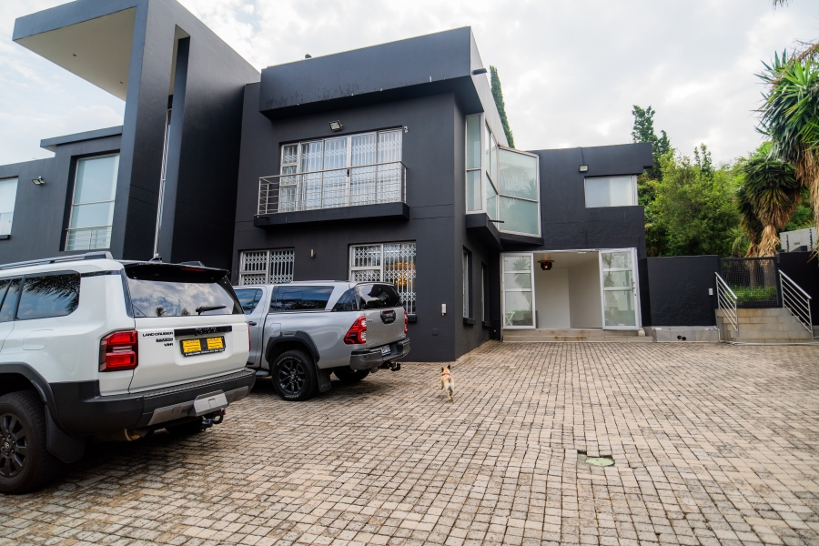 To Let commercial Property for Rent in Glenvista Gauteng