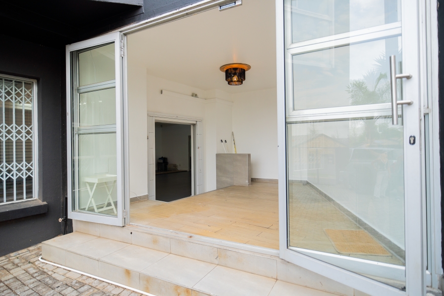 To Let commercial Property for Rent in Glenvista Gauteng