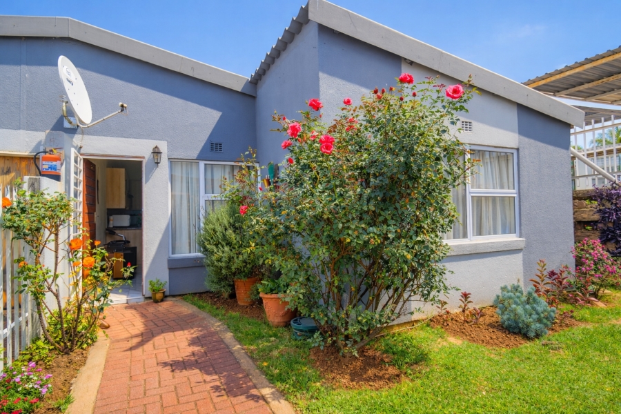 2 Bedroom Property for Sale in Ridgeway Gauteng
